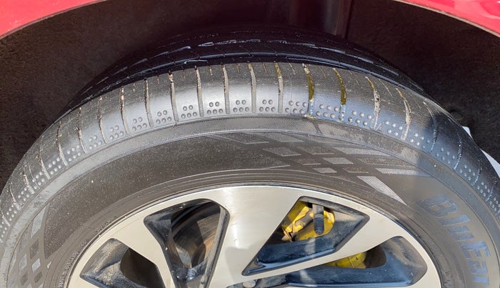 2019 Honda Civic 1.8L I-VTEC VX CVT, Petrol, Automatic, 74,847 km, Left Rear Tyre Tread