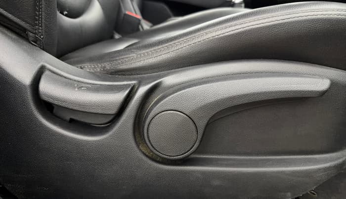 2019 Hyundai Creta SX 1.6 PETROL, Petrol, Manual, 67,955 km, Driver Side Adjustment Panel