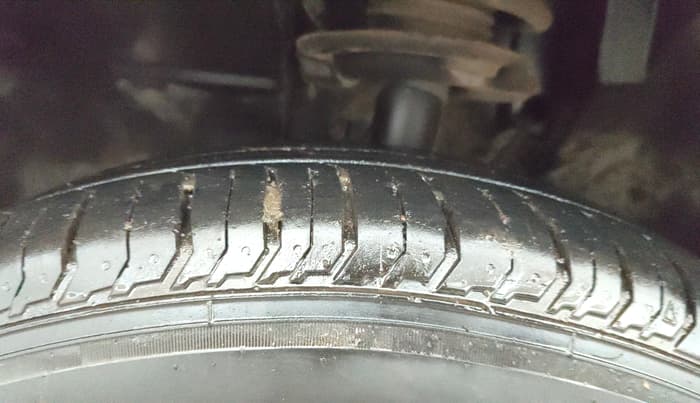 2024 Tata PUNCH ACCOMPLISHED AMT, Petrol, Automatic, 8,781 km, Left Front Tyre Tread