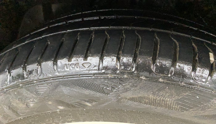 2021 MG HECTOR SHARP 1.5 DCT PETROL, Petrol, Automatic, 82,069 km, Left Front Tyre Tread