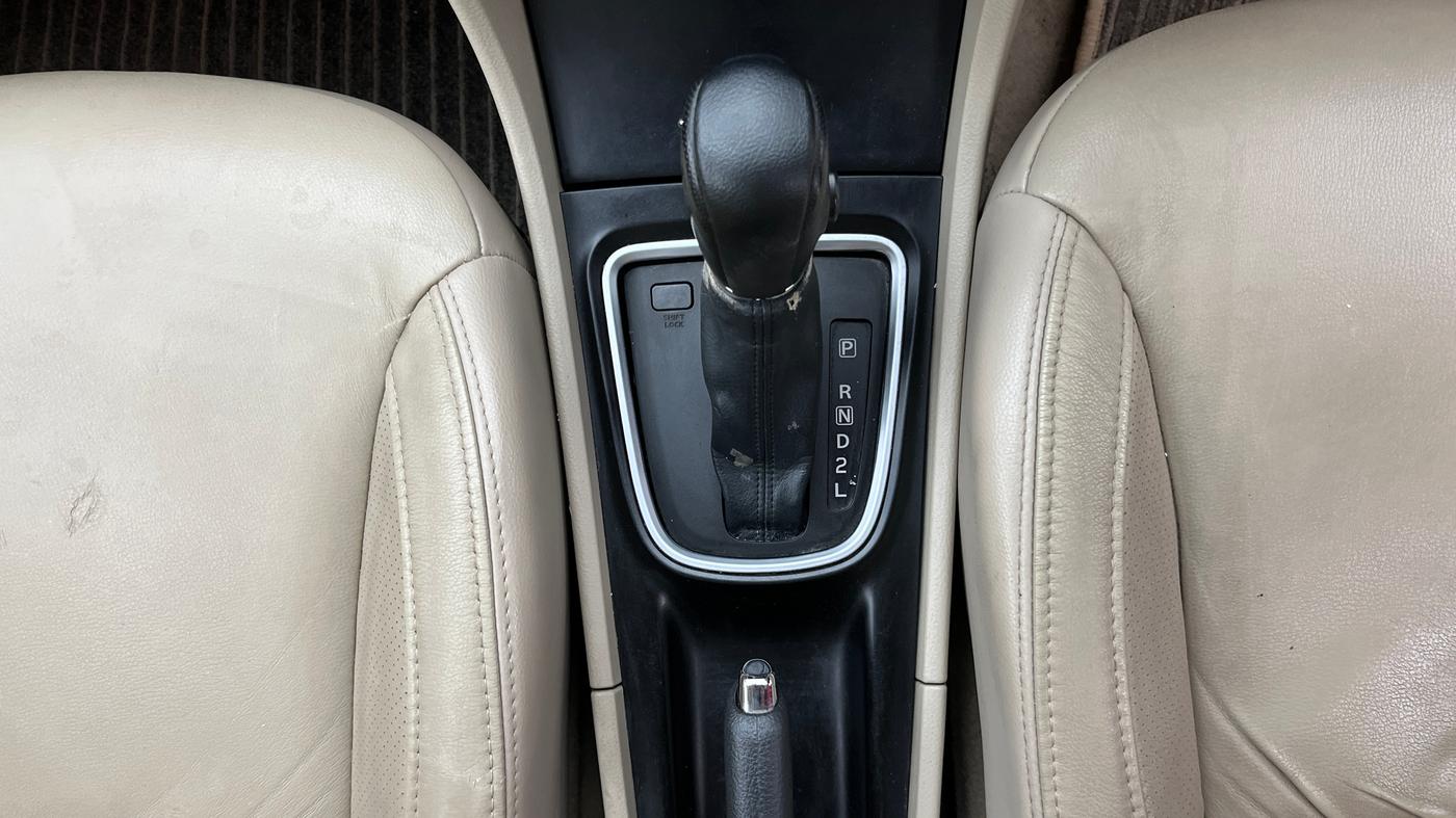 2019 Maruti Ciaz ALPHA  AT 1.5 SHVS PETROL, Petrol, Automatic, 56,065 km, Gear Lever