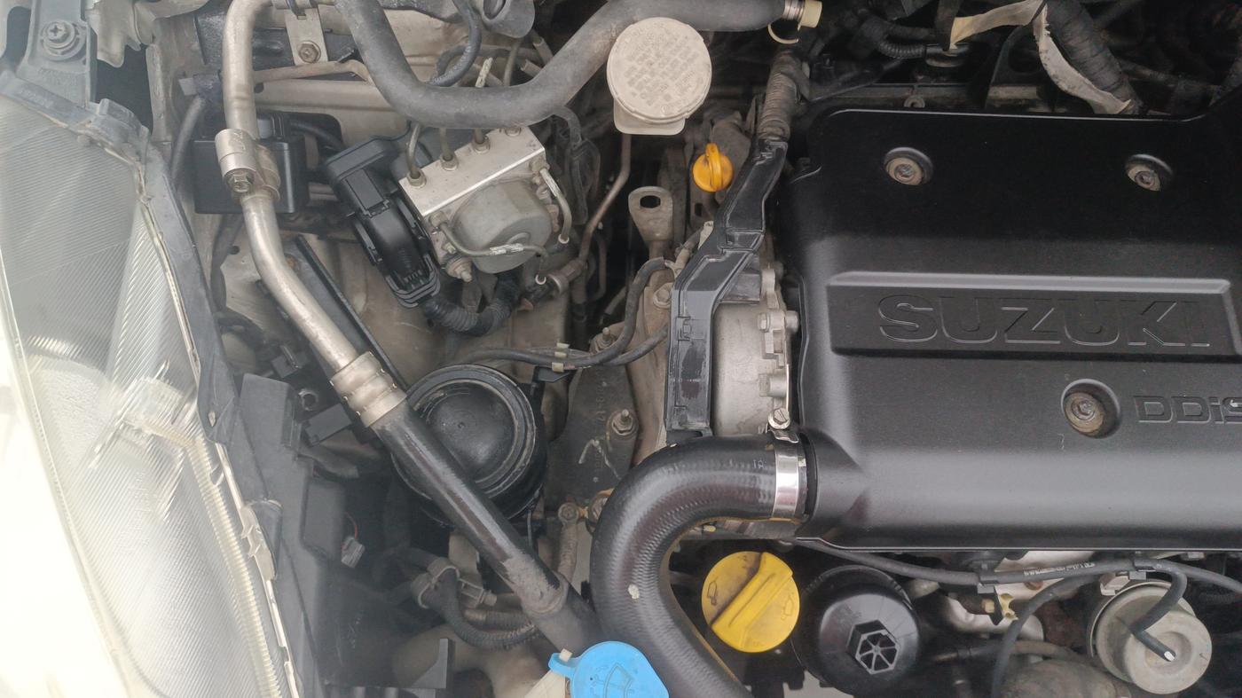 2016 Maruti Ertiga VDI SHVS, Diesel, Manual, 84,723 km, Engine View - Right