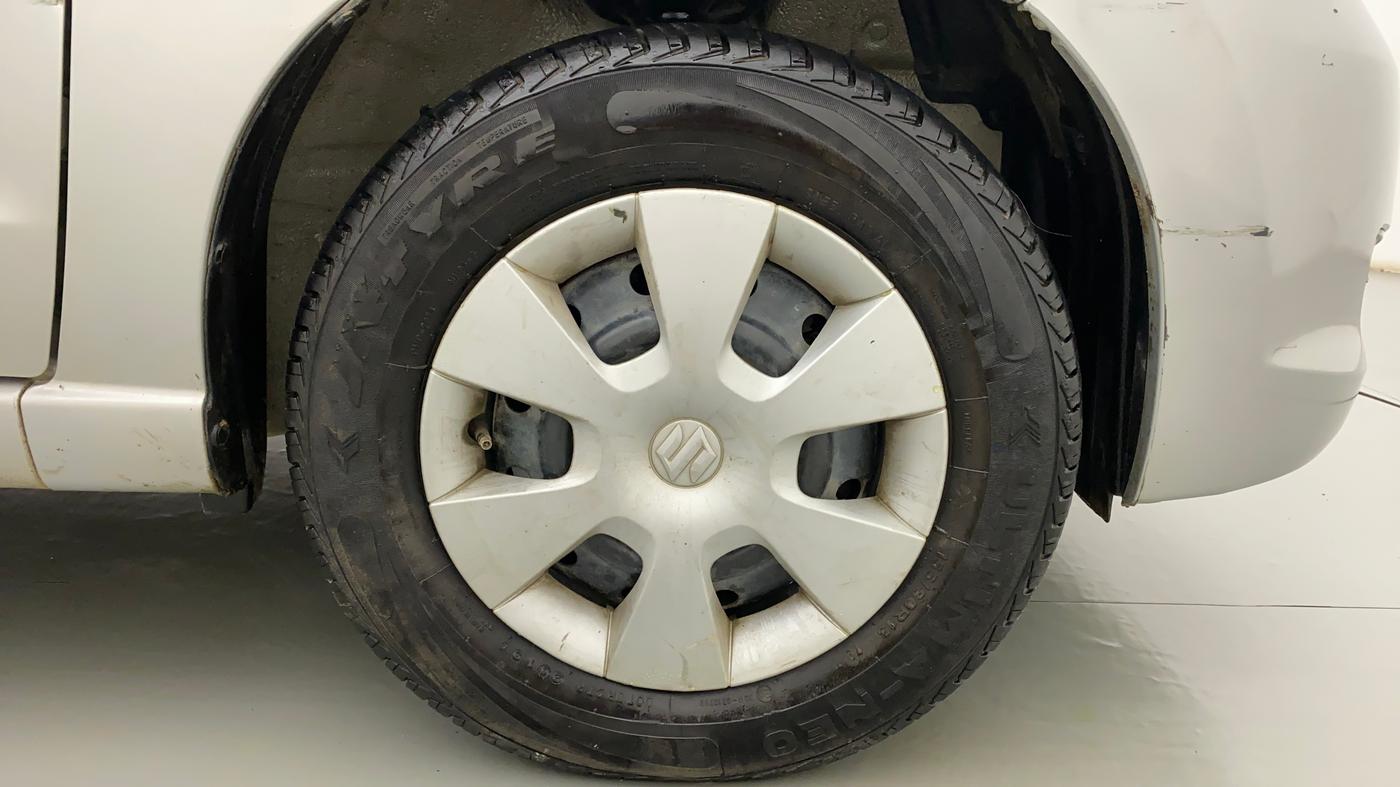 2010 Maruti A Star VXI, Petrol, Manual, 56,493 km, Right Front Wheel