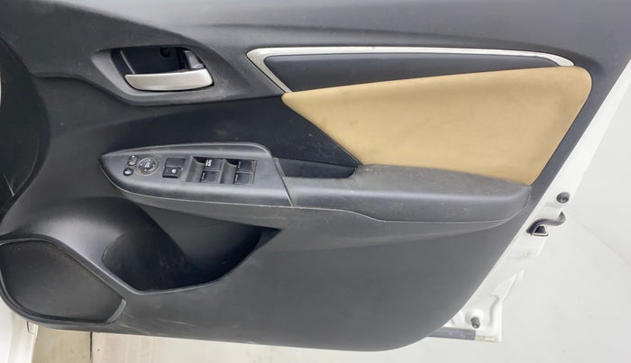 2017 Honda Jazz 1.2L I-VTEC V, Petrol, Manual, 92,733 km, Driver Side Door Panels Control