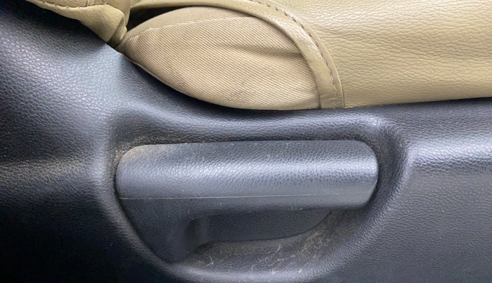 2017 Honda Jazz 1.2L I-VTEC V, Petrol, Manual, 92,733 km, Driver Side Adjustment Panel