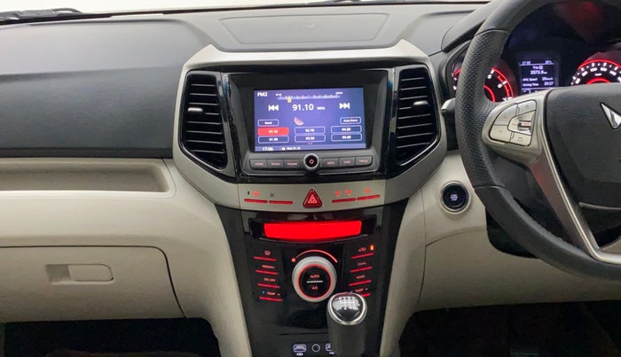 2022 Mahindra XUV300 W8 (O) 1.2 PETROL, Petrol, Manual, 3,573 km, Air Conditioner