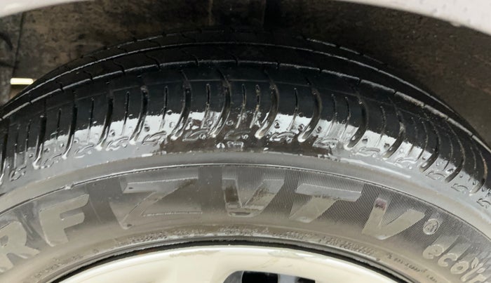 2017 Hyundai Grand i10 SPORTZ 1.2 KAPPA VTVT, Petrol, Manual, 85,127 km, Right Rear Tyre Tread