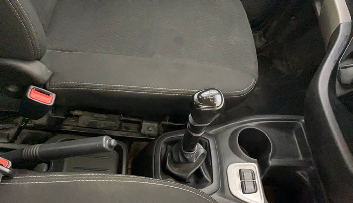 2018 Datsun Redi Go T (O), Petrol, Manual, 53,059 km, Gear Lever