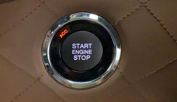 2019 Mahindra ALTURAS G4 4WD AT, Diesel, Automatic, 46,844 km, Keyless Start/ Stop Button