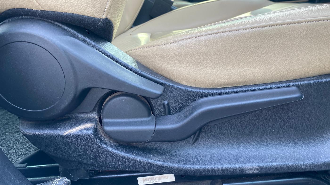 2022 Honda City 1.5L I-DTEC ZX, Diesel, Manual, 26,159 km, Driver Side Adjustment Panel