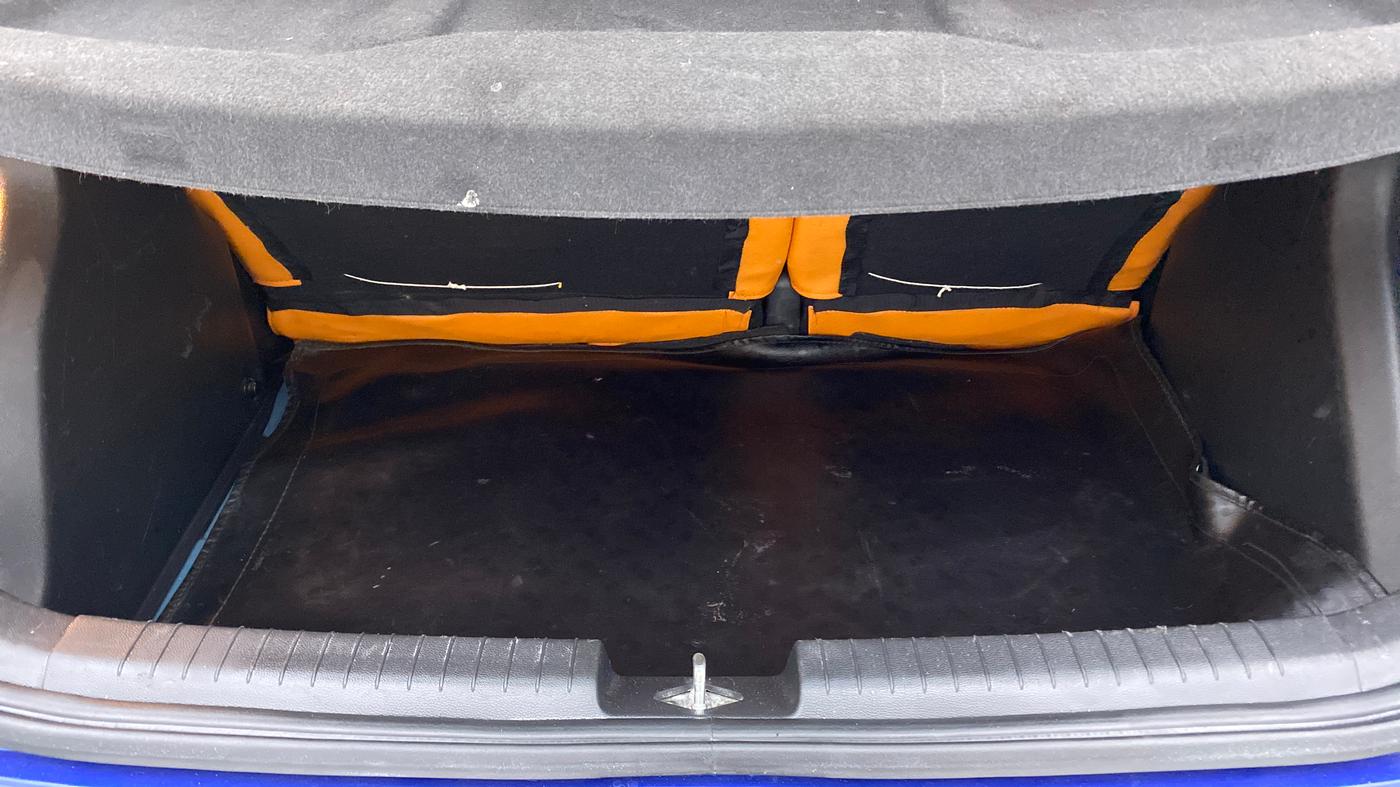 2016 Hyundai Elite i20 ASTA 1.2 (O), Petrol, Manual, 58,247 km, Boot Inside