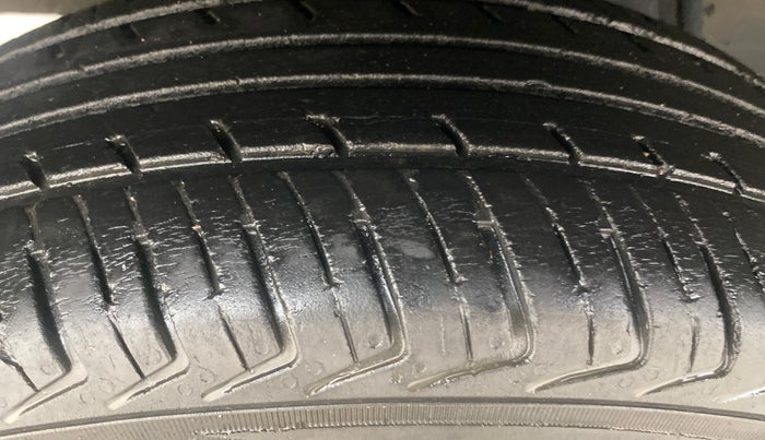 2018 Renault Kwid CLIMBER 1.0 AMT, Petrol, Automatic, 81,122 km, Right Rear Tyre Tread