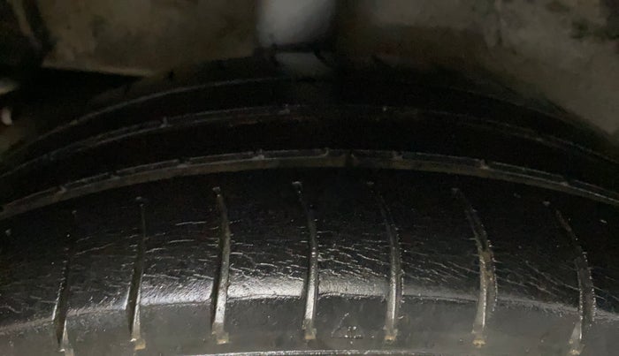 2015 Maruti Celerio VXI, Petrol, Manual, 59,078 km, Right Rear Tyre Tread