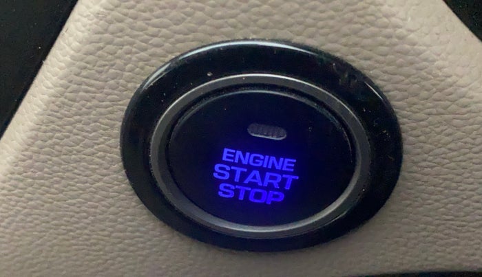 2017 Hyundai Elite i20 ASTA 1.2 (O), Petrol, Manual, 67,173 km, Keyless Start/ Stop Button