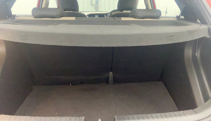 2017 Hyundai Elite i20 ASTA 1.2 (O), Petrol, Manual, 67,173 km, Boot Inside