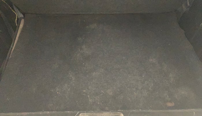 2017 Renault Kwid RXL, Petrol, Manual, 85,764 km, Boot Inside