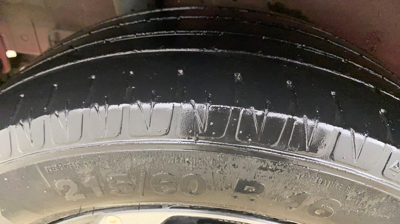 2019 Hyundai VENUE SX 1.0 (O) TURBO, Petrol, Manual, 1,07,269 km, Right Rear Tyre Tread