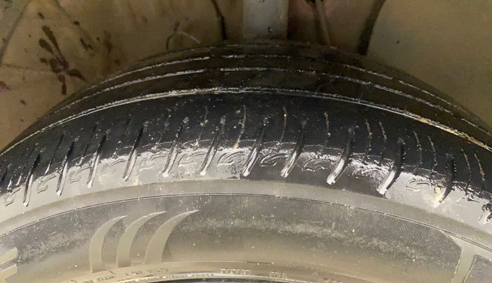 2019 Hyundai VENUE SX 1.0 (O) TURBO, Petrol, Manual, 1,07,269 km, Right Front Tyre Tread