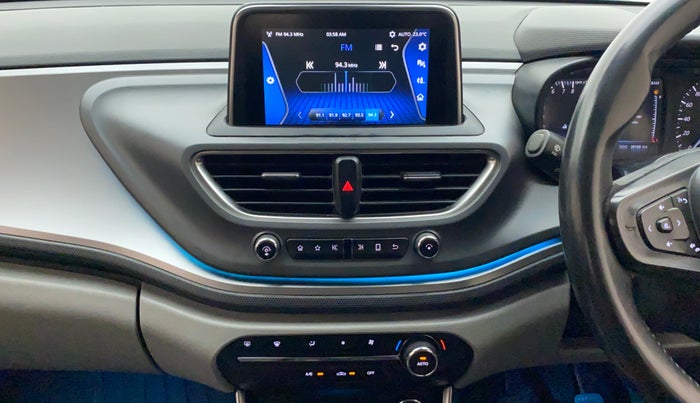 2020 Tata ALTROZ XZ PETROL, Petrol, Manual, 28,506 km, Air Conditioner