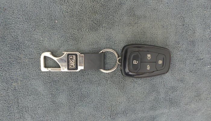 2020 Tata ALTROZ XZ PETROL, Petrol, Manual, 28,506 km, Key Close Up