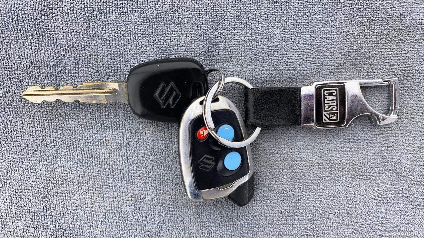 2019 Maruti Baleno SIGMA PETROL 1.2, Petrol, Manual, 57,194 km, Key Close Up