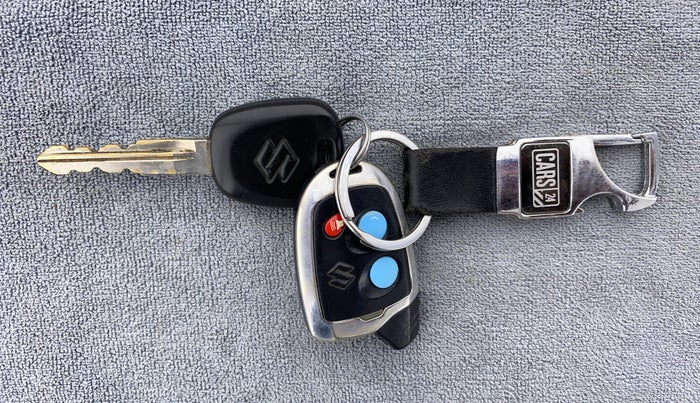 2019 Maruti Baleno SIGMA PETROL 1.2, Petrol, Manual, 57,194 km, Key Close Up