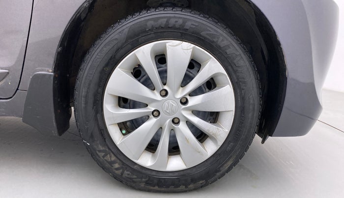 2017 Maruti Baleno DELTA PETROL 1.2, Petrol, Manual, 70,313 km, Right Front Wheel