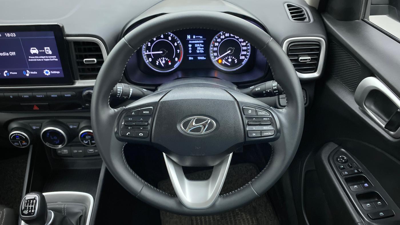 2022 Hyundai VENUE SX 1.0 TURBO IMT, Petrol, Manual, 15,893 km, Steering Wheel Close Up
