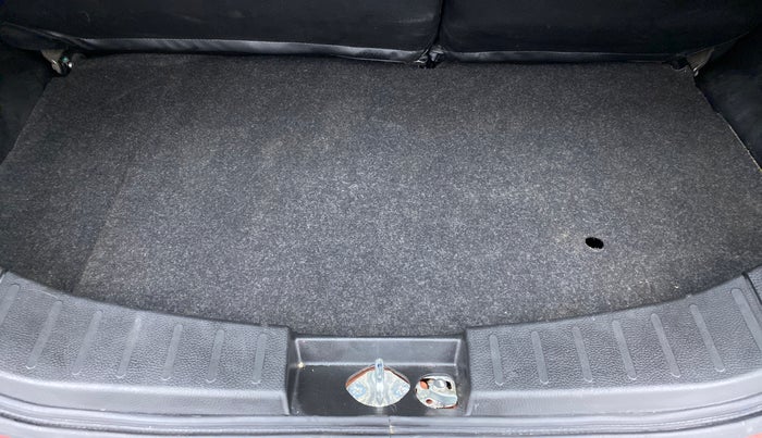 2016 Maruti Wagon R 1.0 VXI, Petrol, Manual, 17,516 km, Boot Inside