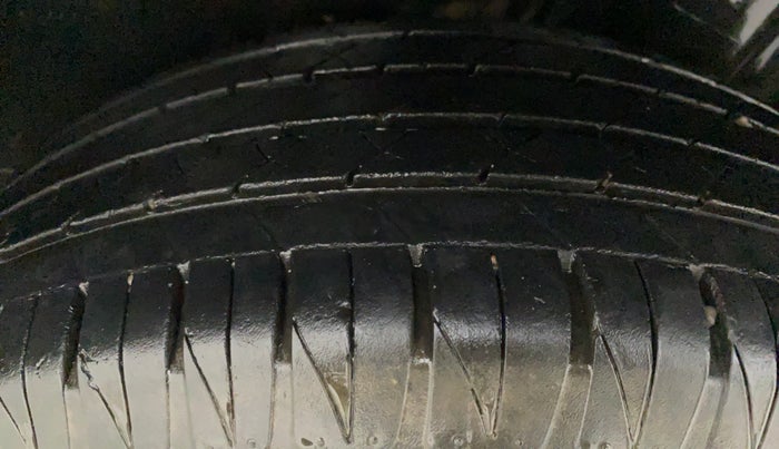 2020 Toyota URBAN CRUISER PREMIUM GRADE AT, Petrol, Automatic, 19,499 km, Left Rear Tyre Tread