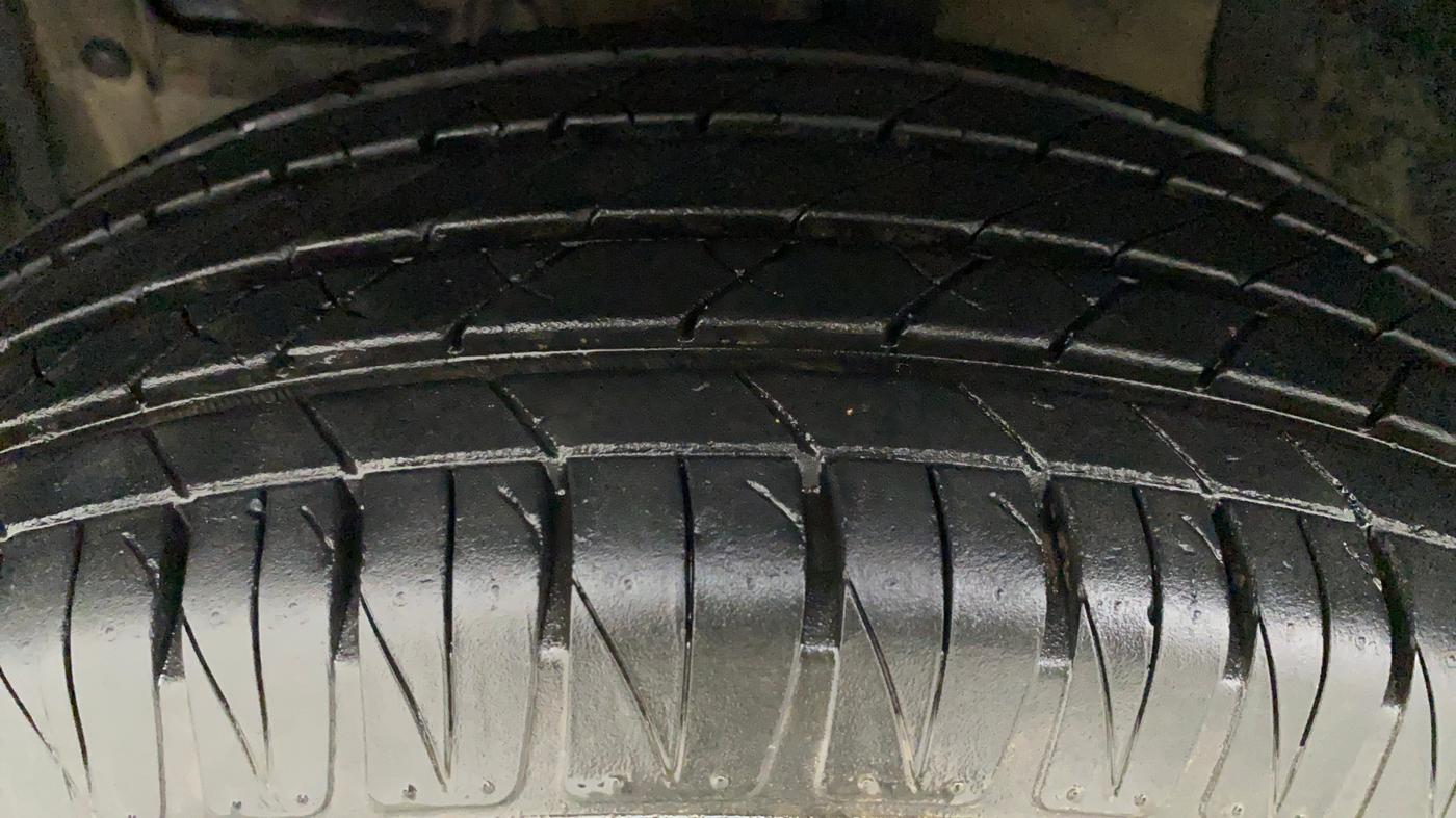 2020 Toyota URBAN CRUISER PREMIUM GRADE AT, Petrol, Automatic, 19,499 km, Left Front Tyre Tread