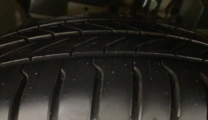 2021 Ford Ecosport TITANIUM 1.5L PETROL, Petrol, Manual, 32,336 km, Left Front Tyre Tread