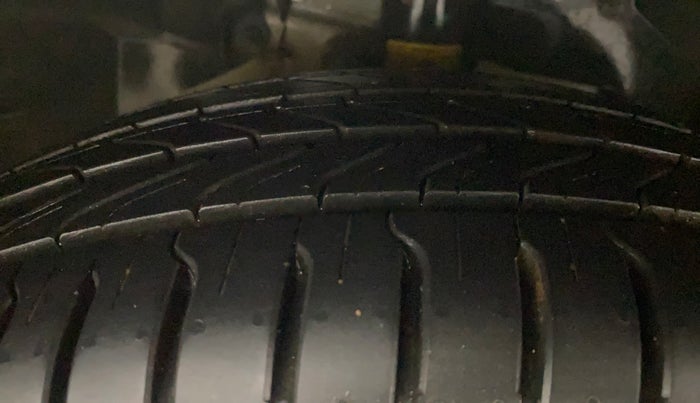 2021 Ford Ecosport TITANIUM 1.5L PETROL, Petrol, Manual, 32,336 km, Right Front Tyre Tread