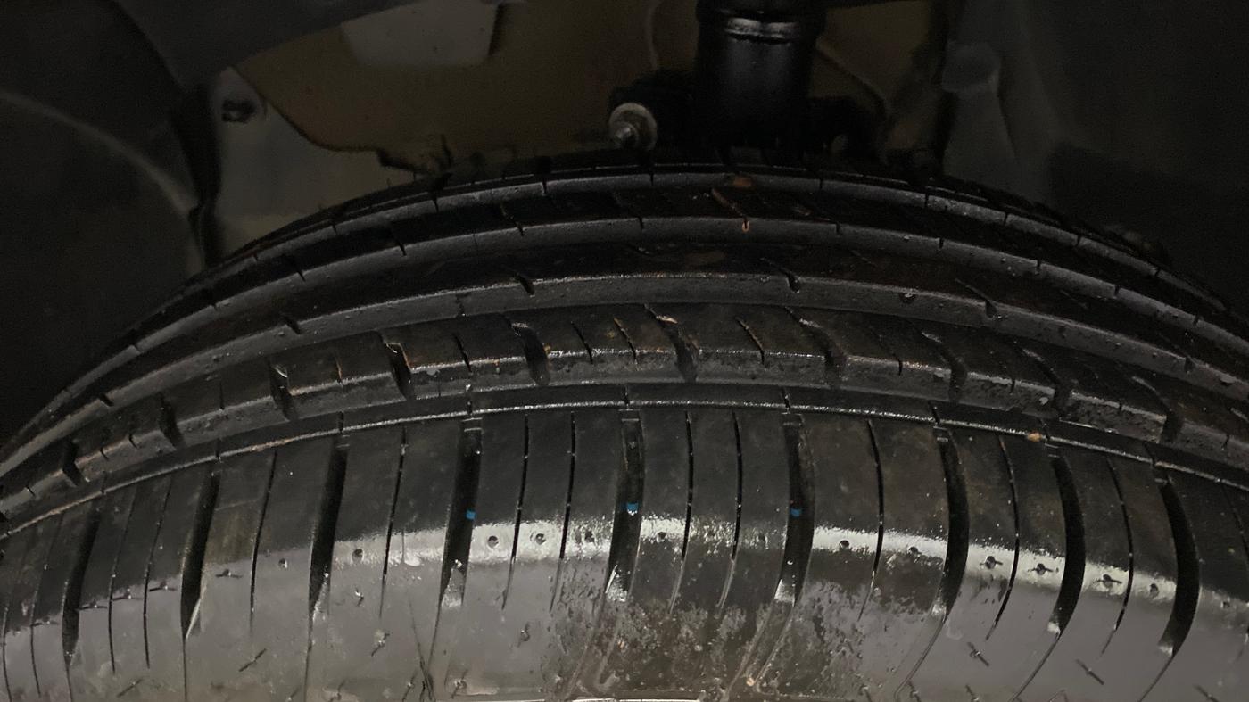 2021 Renault Duster RXZ 1.5 PETROL MT, Petrol, Manual, 26,909 km, Left Front Tyre Tread