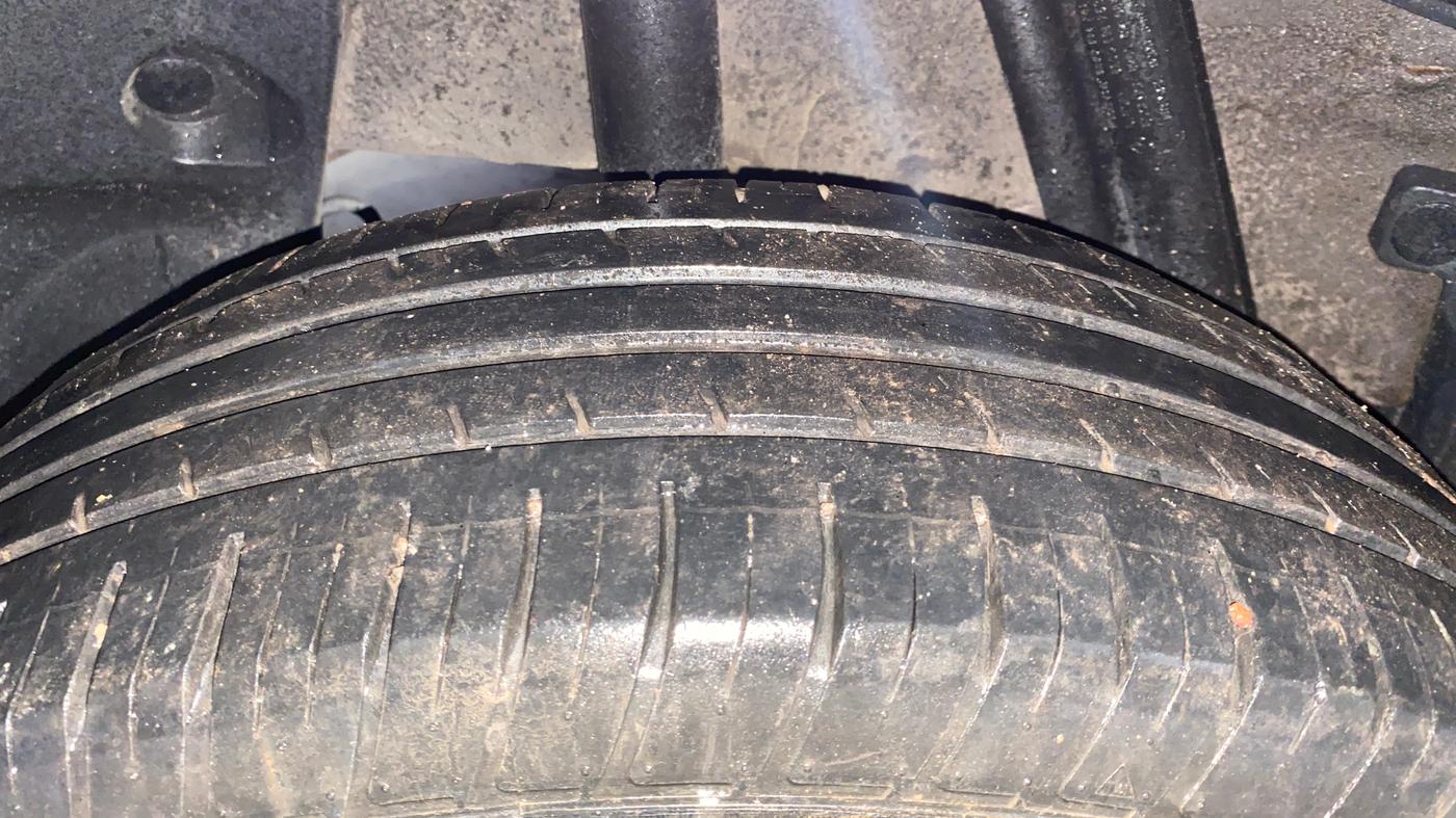 2021 Renault Duster RXZ 1.5 PETROL MT, Petrol, Manual, 26,909 km, Right Rear Tyre Tread