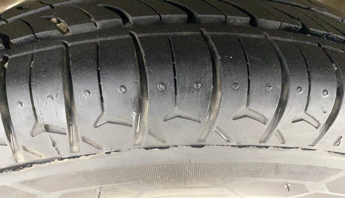 2018 Maruti Alto 800 LXI, Petrol, Manual, 72,662 km, Right Rear Tyre Tread