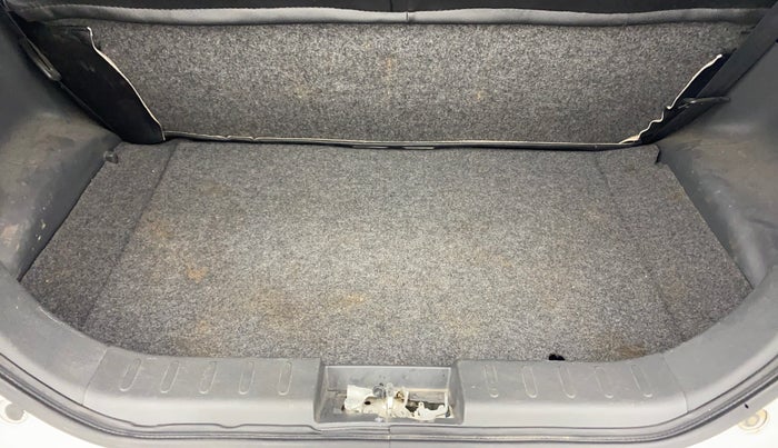 2018 Maruti Alto 800 LXI, Petrol, Manual, 72,662 km, Boot Inside