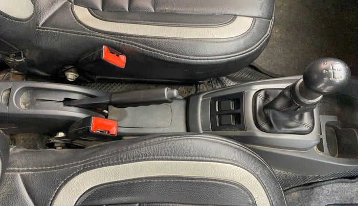 2018 Maruti Alto 800 LXI, Petrol, Manual, 72,662 km, Gear Lever