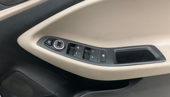 2016 Hyundai Elite i20 ASTA 1.2, Petrol, Manual, 22,519 km, Driver Side Door Panels Control