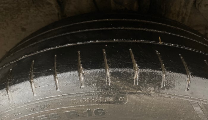 2016 Hyundai Elite i20 ASTA 1.2, Petrol, Manual, 22,519 km, Left Rear Tyre Tread