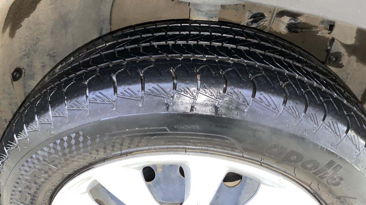 2023 Toyota URBAN CRUISER HYRYDER S NEO DRIVE, Petrol, Manual, 21,009 km, Right Front Tyre Tread