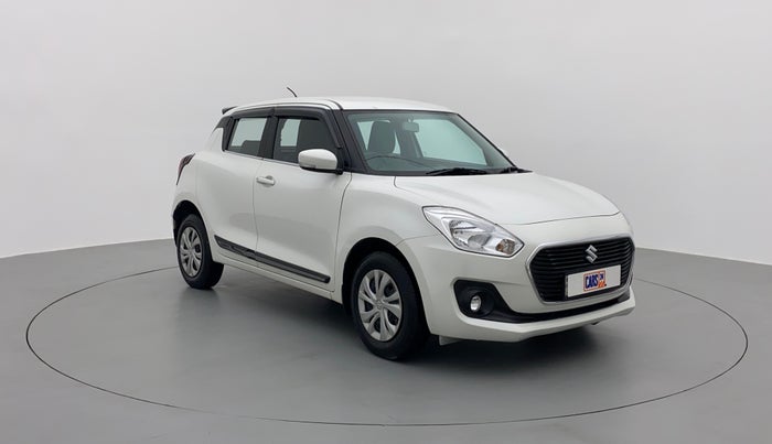 2018 Maruti Swift VXI AMT D, Petrol, Automatic, 18,771 km, Right Front Diagonal