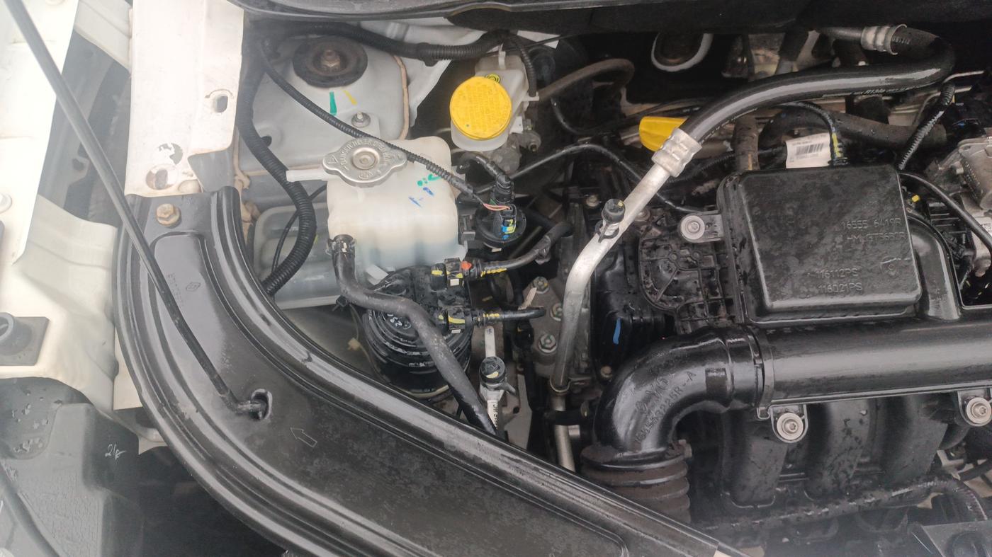 2022 Renault Kiger RXZ TURBO MT, Petrol, Manual, 13,504 km, Engine View - Right