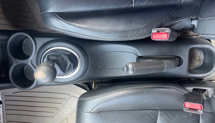 2019 Honda BR-V 1.5L I-VTEC VX, Petrol, Manual, 91,491 km, Gear Lever