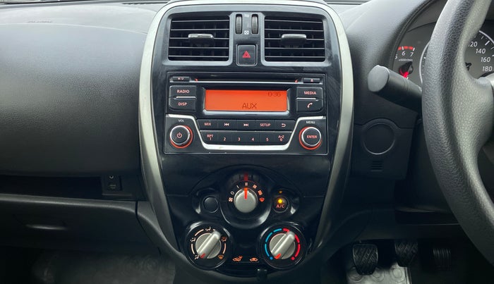 2017 Nissan Micra Active XV S, Petrol, Manual, 32,366 km, Air Conditioner