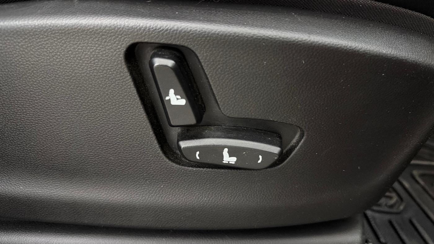 2021 MG HECTOR SHARP 1.5 PETROL CVT, Petrol, Automatic, 59,393 km, Driver Side Adjustment Panel