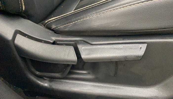 2021 Hyundai NEW I20 SPORTZ 1.0T GDI IMT, Petrol, Manual, 84,622 km, Driver Side Adjustment Panel