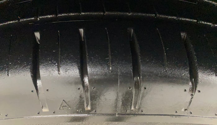 2021 Hyundai NEW I20 SPORTZ 1.0T GDI IMT, Petrol, Manual, 84,622 km, Left Front Tyre Tread