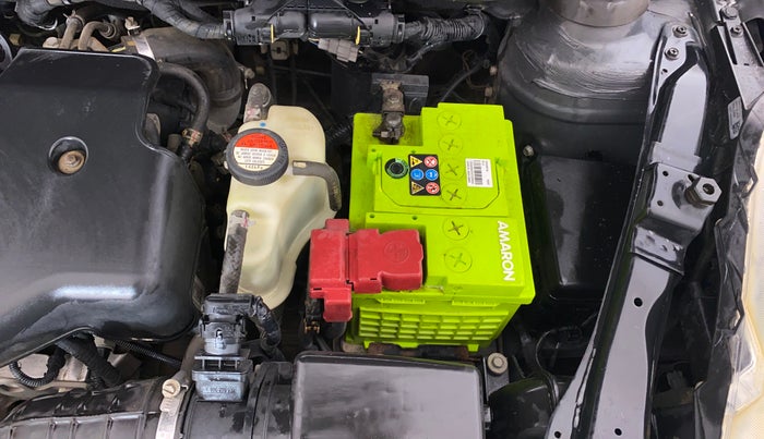 2017 Maruti Swift VDI, Diesel, Manual, 63,742 km, Engine View - Left