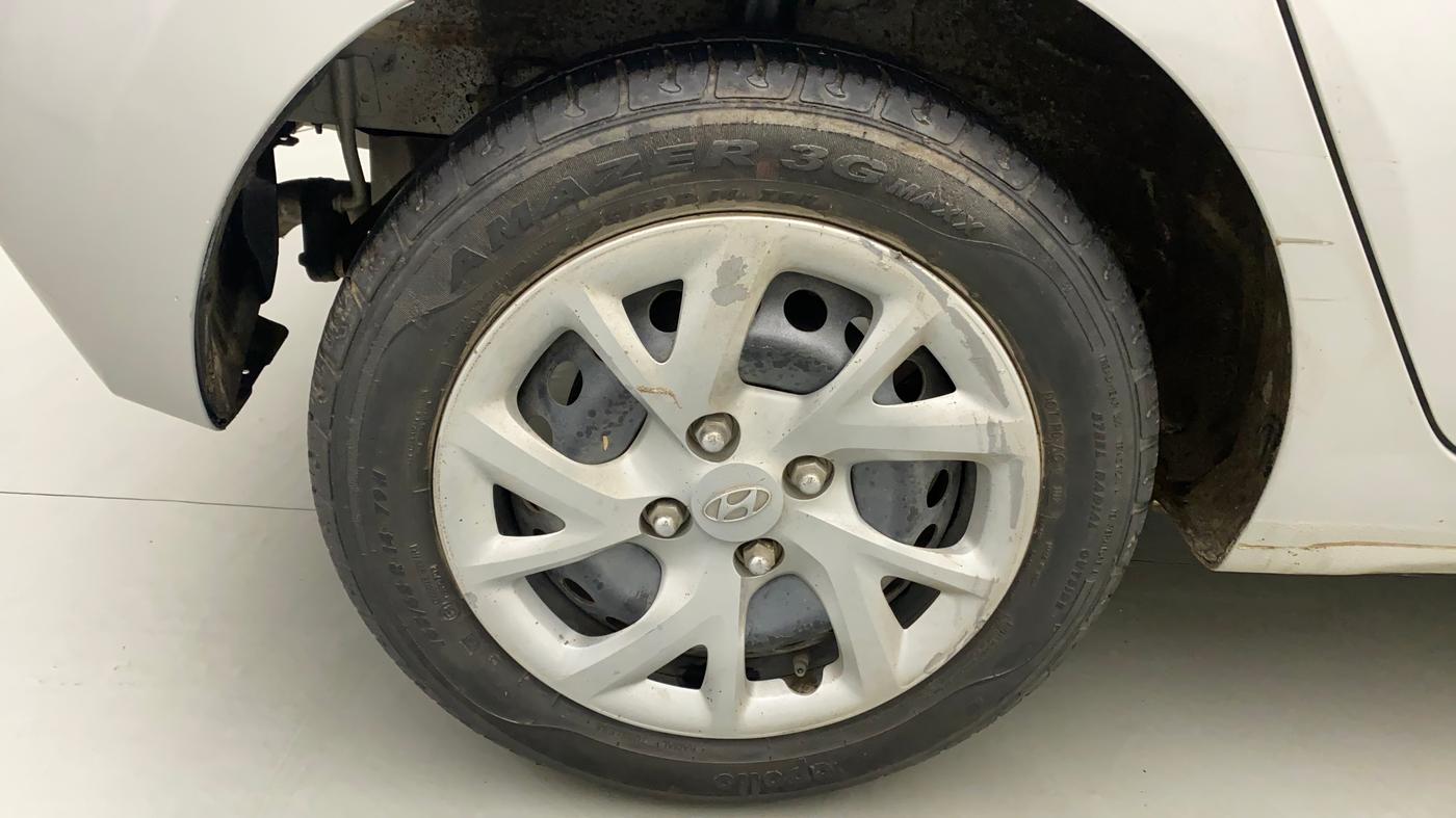 2017 Hyundai Grand i10 MAGNA 1.2 KAPPA VTVT, Petrol, Manual, 24,376 km, Right Rear Wheel